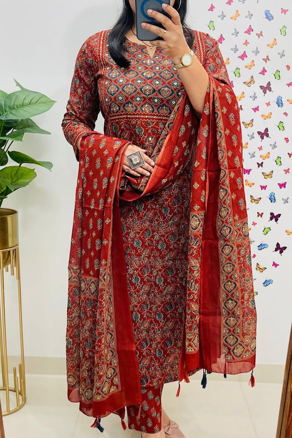 Beautiful Jaipuri Printed Cotton Suit Set Cotton Kurta With Floral Print